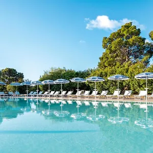 4* Hotel Mclub
